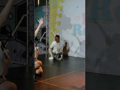 220312 (Mi-ne Fancam) AKIRA-KURØ - NEVER GiVE UP @ Peach You Homeroom - Donki Mall Thonglor