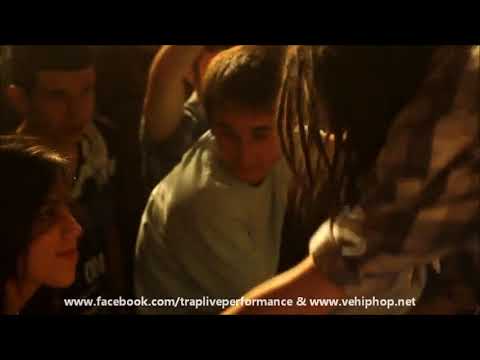 Ais Ezhel Konserde Freestyle Atıyor