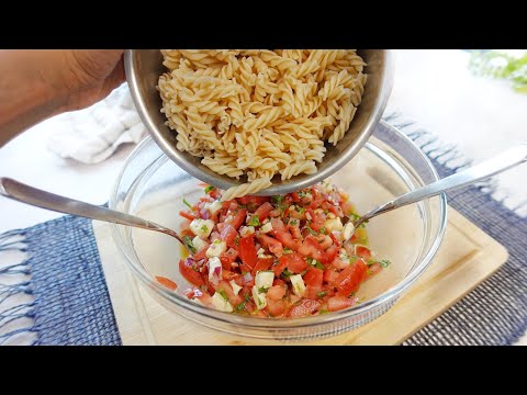 Diesen Salat hat meine italienische Oma immer für mich gemacht😍! Wenige Zutaten, schnell gemacht