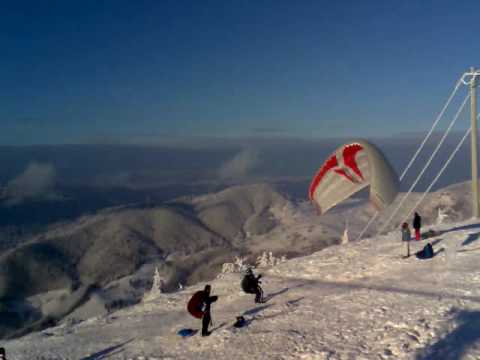 LANSARE PARAPANTA MOGOSA 2009