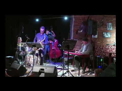 Prelüüd ja Koll tömbas uttu, Sven Kullerkupp, Siim Aimla, Tanel Ruben, Mathew Hyde