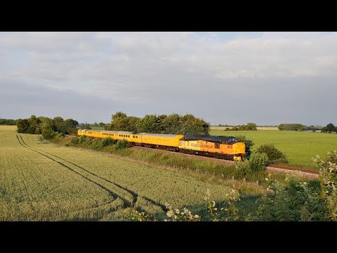 Colas 37175 storms past Coxhill Bridge - 1Q98