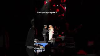 Sahneye Atlayan Çocuk - HADİSE #hadise #shorts #hadiseacikgoz