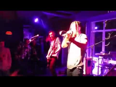 ShittyCT-in Papaito Bar