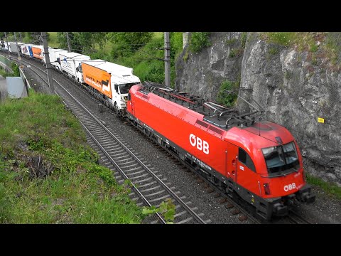 Brennerbahn: Bahnverkehr in Matrei am Brenner von einer etwas anderen Perspektive