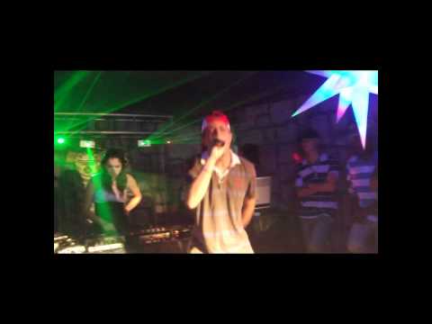 MC BEIÇO E WIRLEM AO VIVO NO CAVERNA DO FUNK.