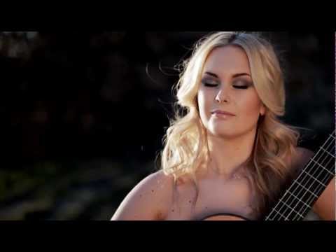 Christina Sandsengen - Classical Guitarist