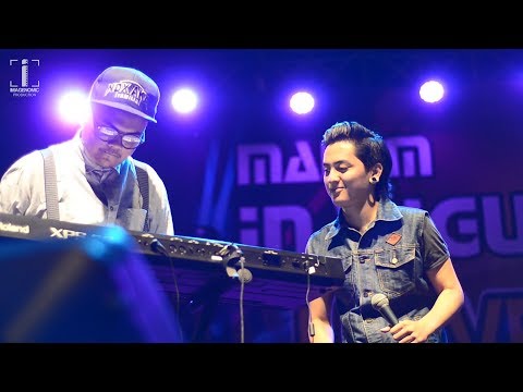 DAN - SHEILA ON 7 (MOZA COVER) Live at UNIGORO