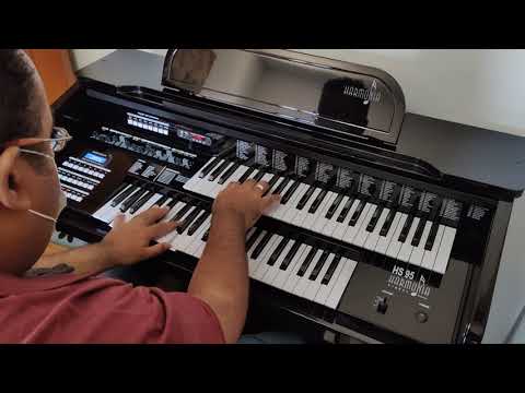 Órgão Harmonia HS95 Uso dos Drawbars + presets! Registre como quiser.