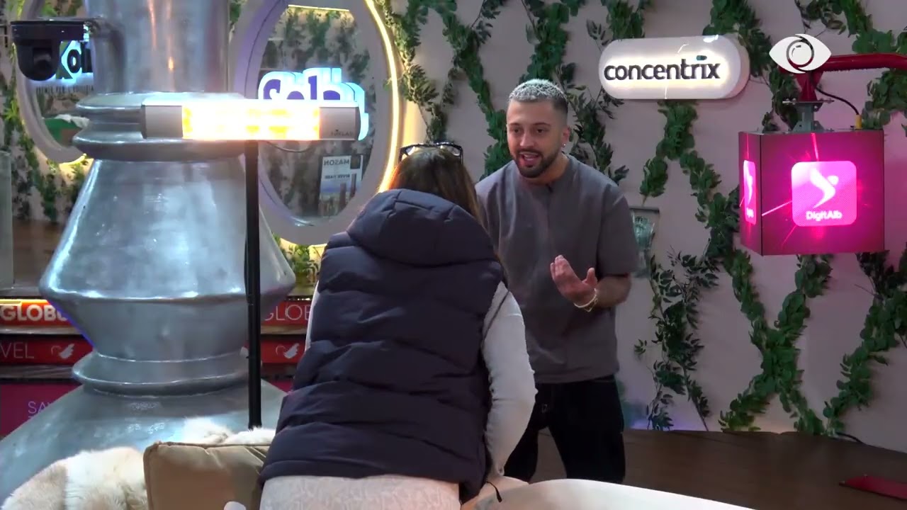 “Je i keq, e tregove veten me mua”/ Gjesti-Rozanës: Shfrytëzove shoqërinë për të keq…