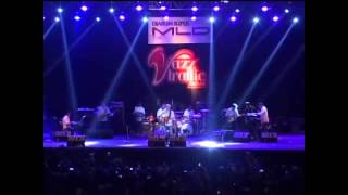 Download lagu Jazz Traffic Festival 2013 - Gleen Fredly 'Salam Bagi Sahabat' mp3
