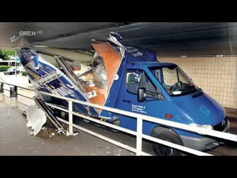 Lastwagen bleiben in Unterführung stecken - Die Lkw-Falle in Weinstadt-Beutelsbach - SWR HD