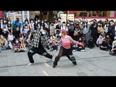 20220505 hongdae busking 홍대버스킹 팀이름 없이 프로댄서들 웅이팀 13 - 오우야!~짱!~