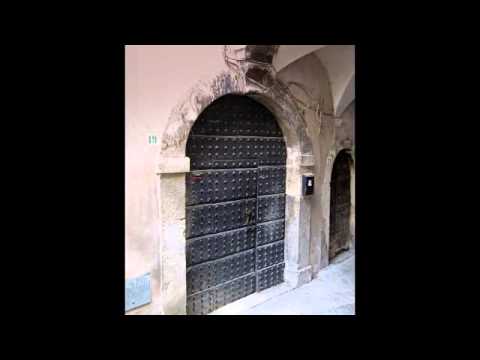 Abruzzo Borghi -Tocco da Casauria - Il Vico II di Via Michetti