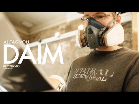 In everyday life of DAIM (Alltag von DAIM)