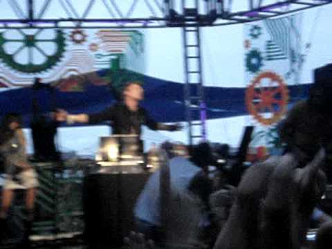 The MegaBand - Love is Gone RMX