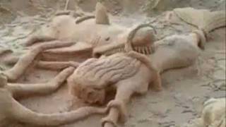 Esculturas de areia fazem sucesso nas praias de Guarapari