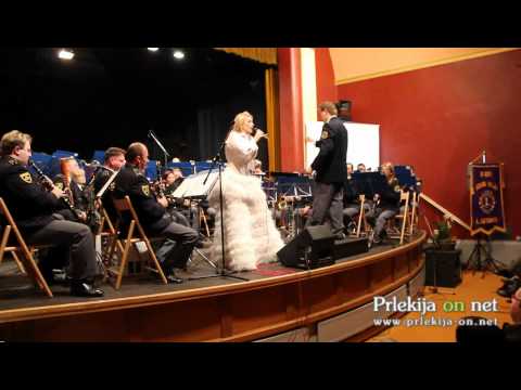 Orkester Slovenske policije s Heleno Blagne