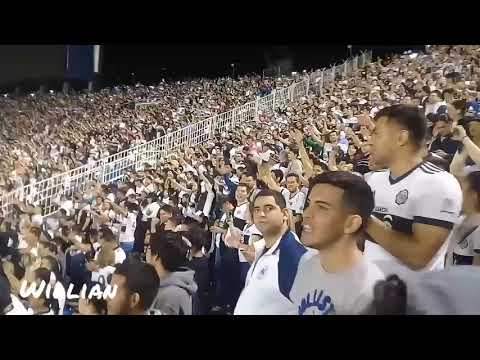 "Previa y recibimiento de la hinchada de Olimpia. Vs liga de quito" Barra: La Barra 79 &bull; Club: Olimpia