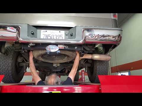 rough country  rear shocks put on upside down