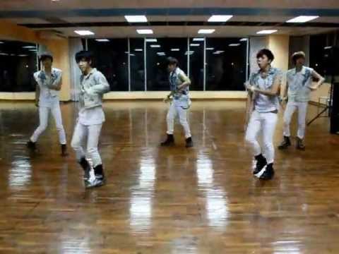 Shinee [FANMADE] Romeo cover Shinee.flv