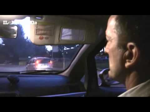 Michele Spina - SCAMPIA 24, un giorno con la polizia a caccia di spacciatori e vedette.