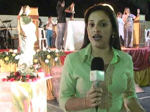 PÂNFILA CARVALHO - TV MATÉRIA ENCONTRO CARISMÁTICO