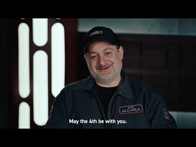 Vídeo relacionado con Star Wars May The 4th Be with You 2026 Lightsabers Camiseta