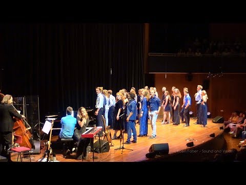 Groovin' Hard (live) - Dekoor Close Harmony