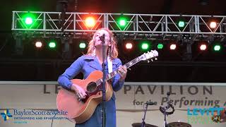 Kelley Mickwee - Live from the Levitt!
