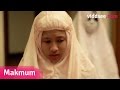 Behind Me She Wasn T Praying Alone Indonesia Viddsee Com