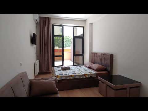 ქირავდება დღიურად 1 ოთახიანი ბინა საბურთალოზე - ვიდეო პოსტერი