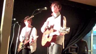 Jake Bugg & Iain Archer | Live | 'Two Fingers' | Bushmills Live | 20th June 2013 | Music News