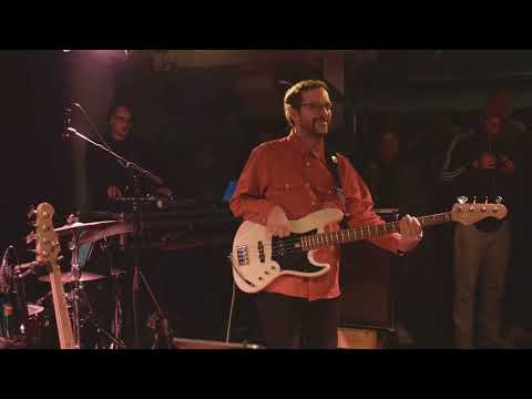 Mosayk & Tobzen x Hello My Name Is - Sand der Zeit (Live)