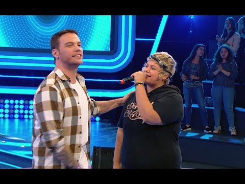 İrem Derici ile Eğlenmene Bak - Sinan Akçıl ve Ferah Zeydan - İyi Değilim