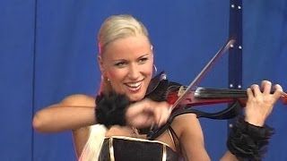 preview picture of video 'Скрипичный дуэт Вилона 2008 на 10 летнем юбилее Копейского завода изоляции труб.'