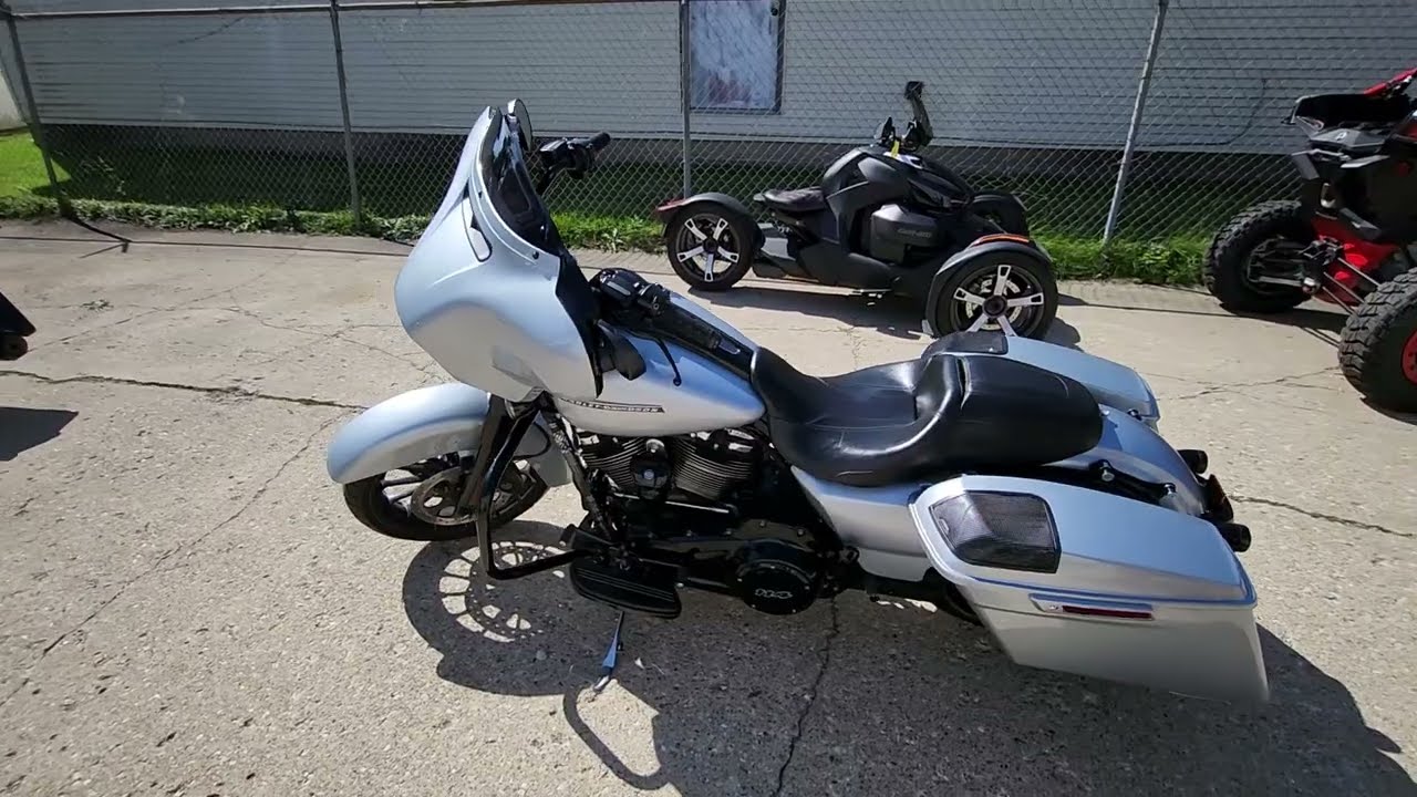 2019 Harley-Davidson® Street Glide® Special Motorcycle
