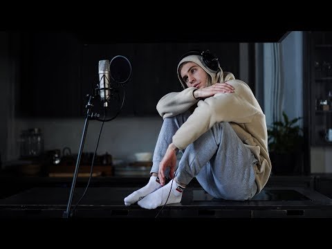 Video thumbnail for Никто не нужен (Need Nobody)