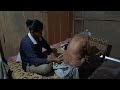 Mbah Tinah Masuk Angin Lagi Kerokan