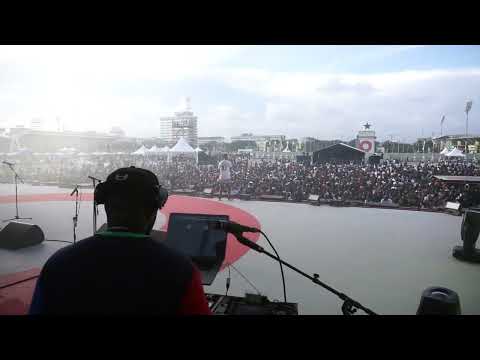 Dj Mic Smith At Global Citizen Festival w/ Kojo Manuel