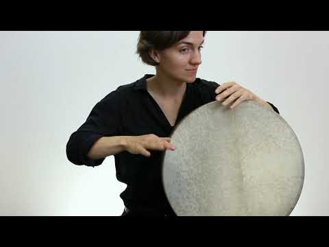 FRAMEDRUM - Pieces 1 / Standing (by Nora Thiele)