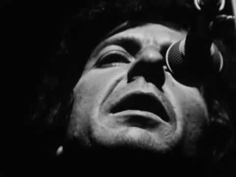 Leonard Cohen - The Partisan (live in France, 1970)