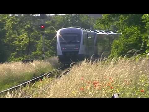 Trenuri in Oradea vol .10 - Trains in Oradea vol.10 (01 06 2010).mp4
