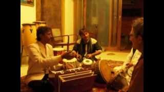 Cheb i Sabbah - OptiMystiK Recording Session w/ Munshi Khan, Chugge Khan, Nathu Lal.avi