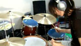 Tizian Jost Trio「Once I loved」叩いてみた。