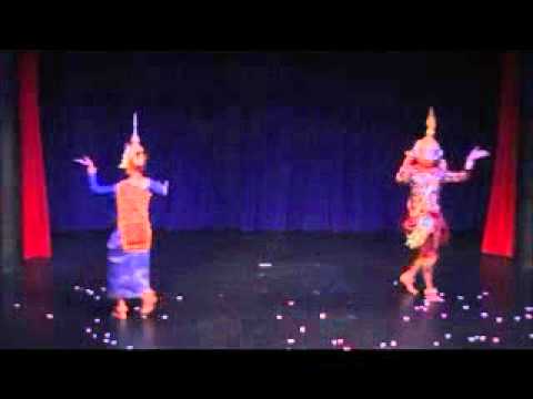 The Moni Mekhala and Ream Eyso (Giant) Dance