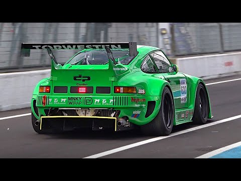Porsche 935 DP III restomod feat. 993 GT2 Bi-Turbo engine OnBoard Battle vs custom AC Cobra racecar!