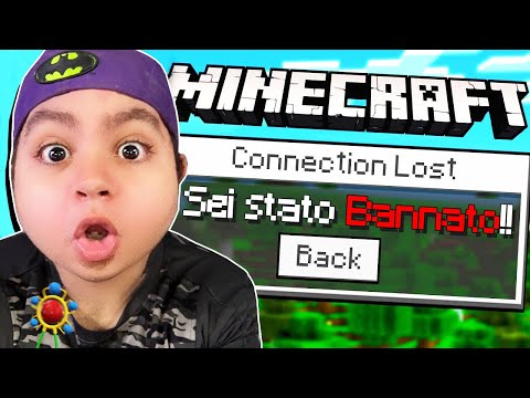 MIO FRATELLO FA UNO SCHERZO AI MIEI AMICI SU MINECRAFT!!