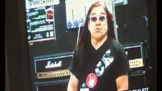 Pino esalta Elio e le Storie Tese e parla di Bob Marley