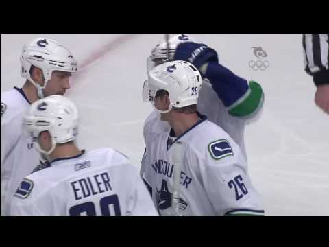 Mikael Samuelsson Scores vs Chicago Mar. 05/10